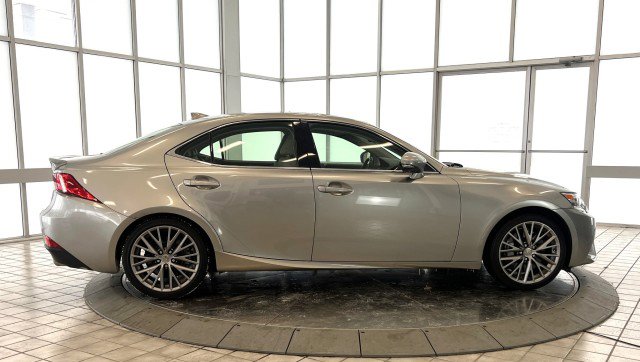 Used 2016 Lexus IS 300 AWD w/ Navigation System Package image 8