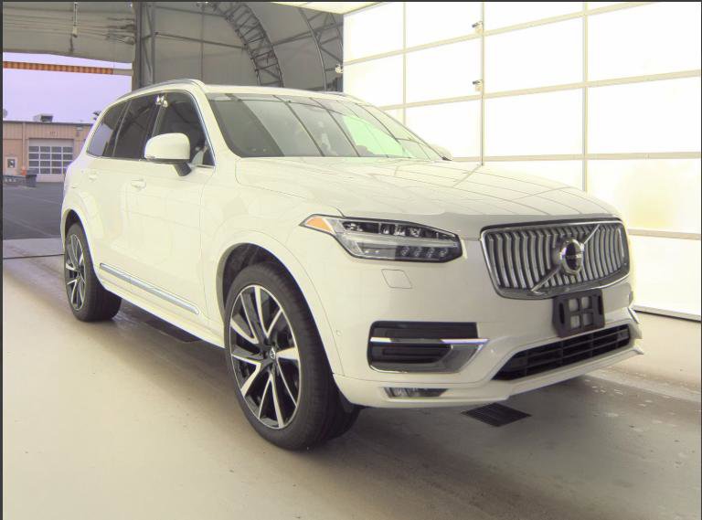 Certified 2024 Volvo XC90 B5 Plus w/ Protection Package Premier AWD/4WD image 4