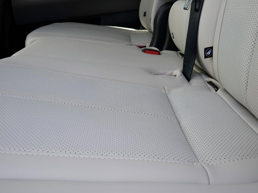 Certified 2026 INFINITI QX60 Luxe w/ Cargo Package image 24