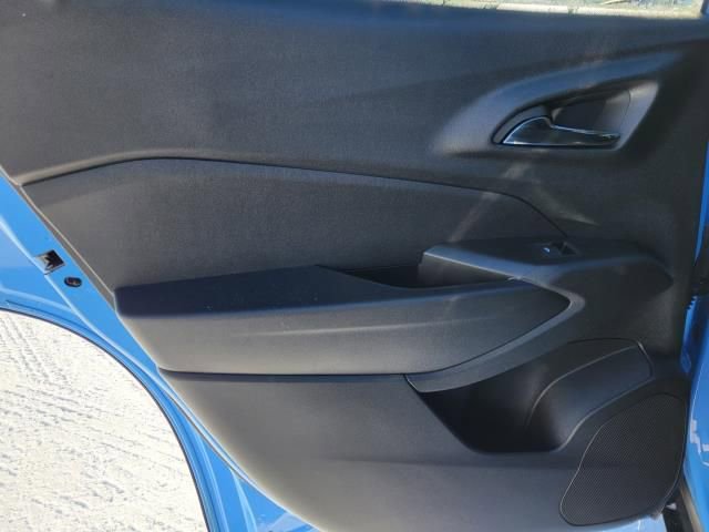 Used 2024 Chevrolet Trax RS image 8