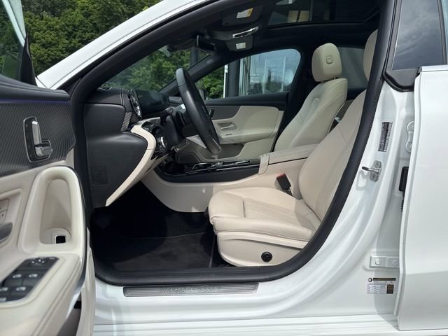 Used 2025 Mercedes-Benz CLA 250 4MATIC image 18