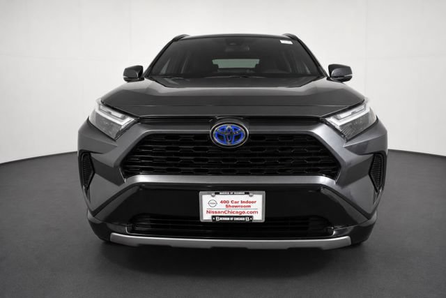 Used 2023 Toyota RAV4 SE AWD/4WD image 2