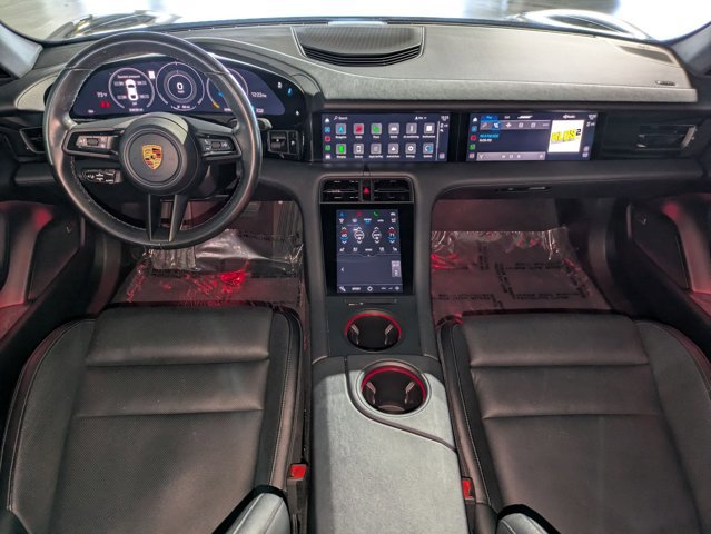 Used 2022 Porsche Taycan image 17