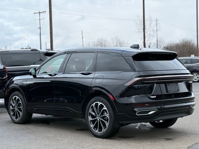 Used 2025 Lincoln Nautilus Reserve image 51