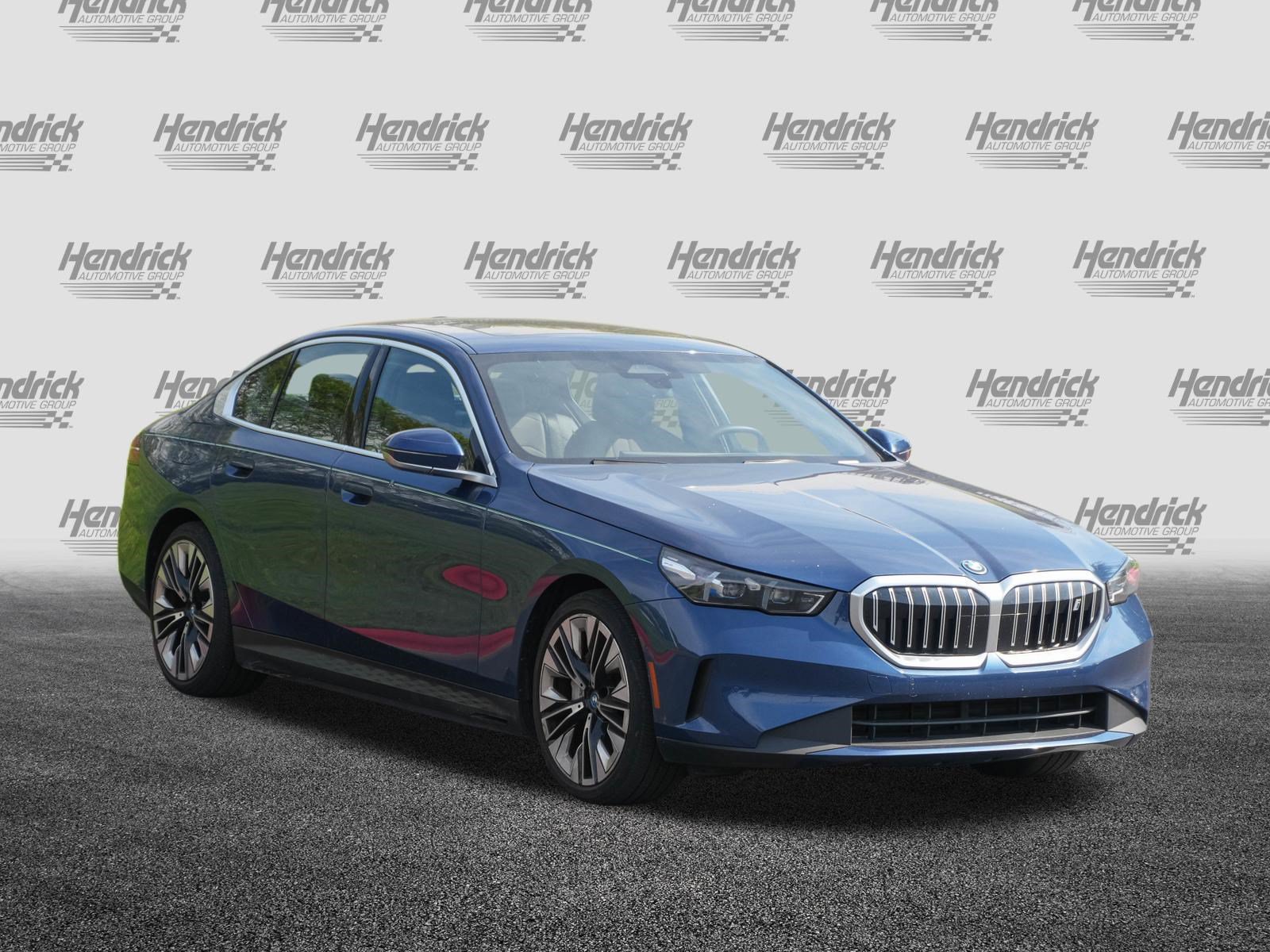 Certified 2024 BMW i5 eDrive40i w/ Convenience Package RWD image 2