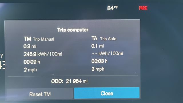 Certified 2023 Volvo XC40 Recharge Plus AWD/4WD image 17