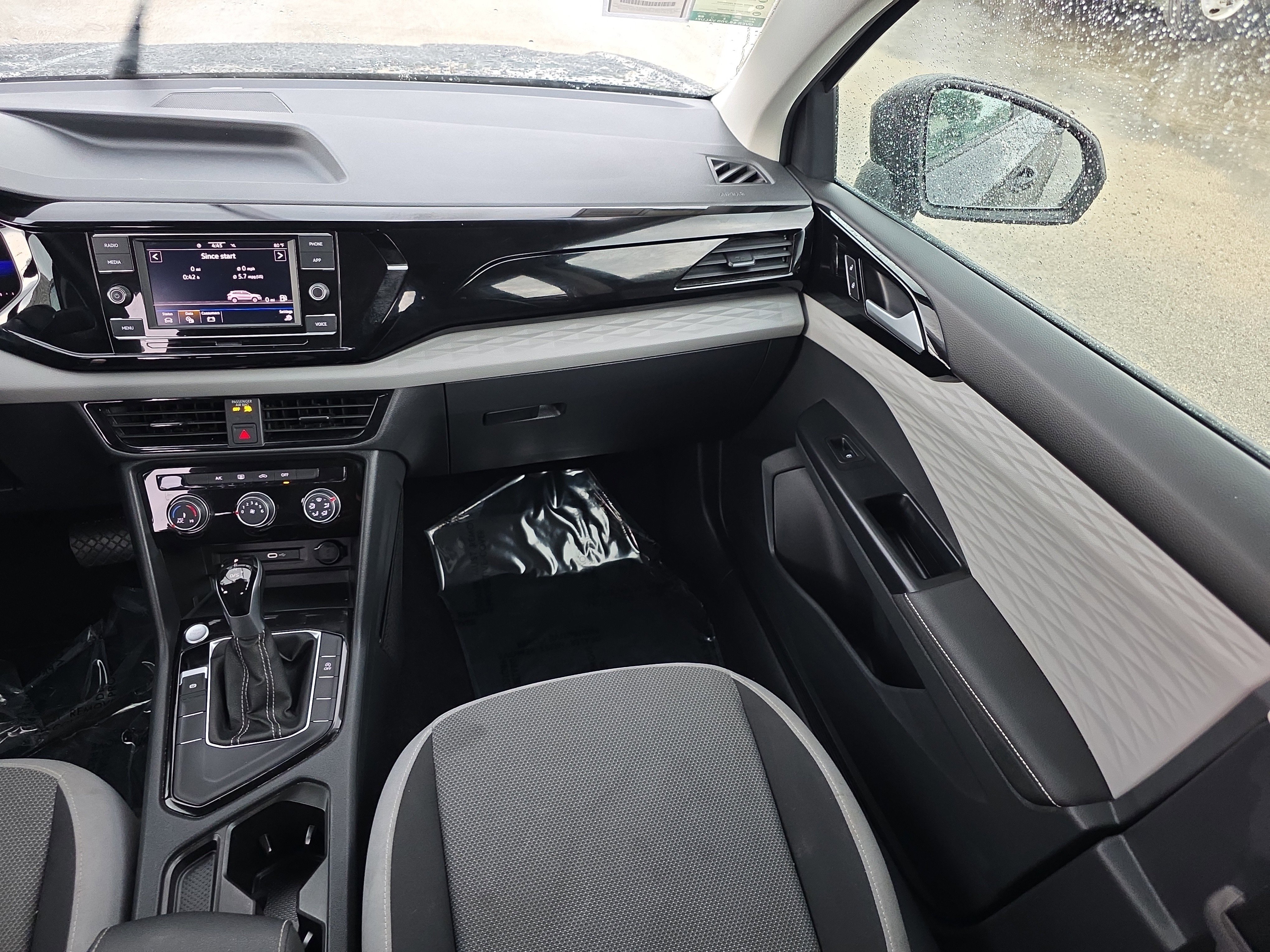Used 2024 Volkswagen Taos S FWD image 19