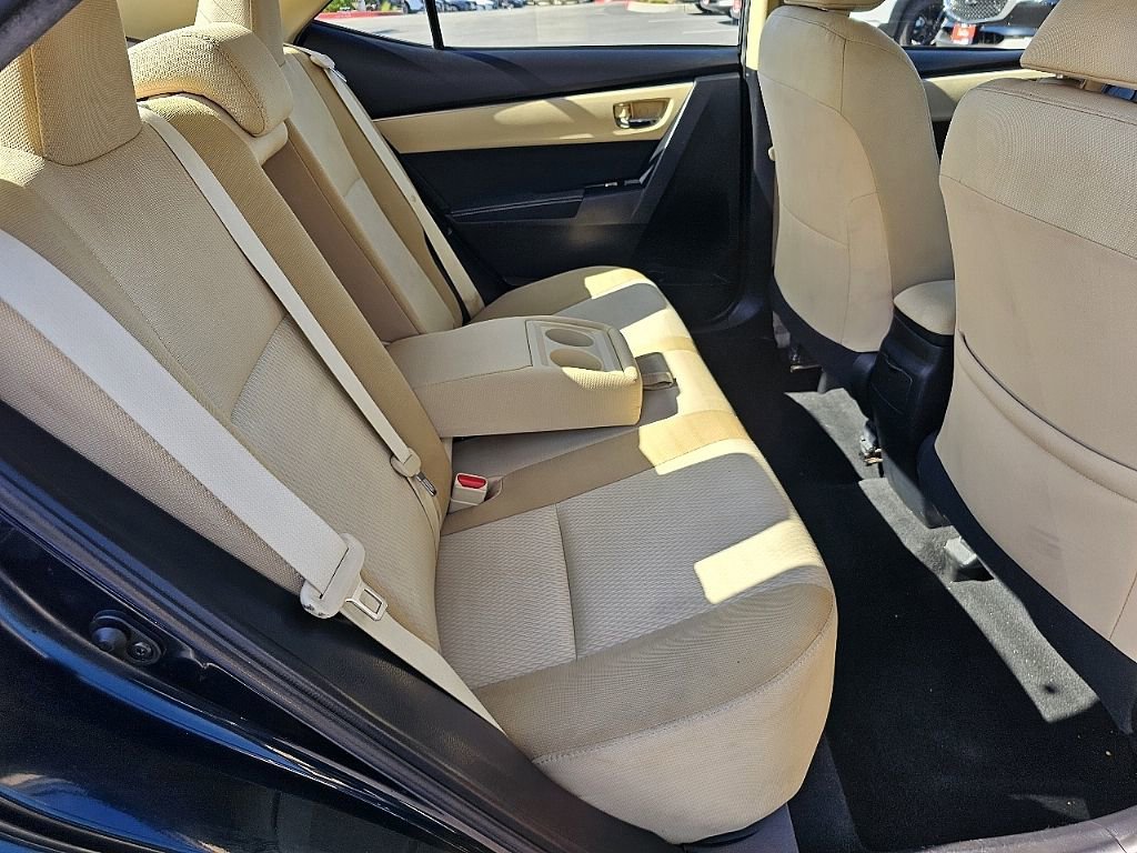 Used 2017 Toyota Corolla LE image 19