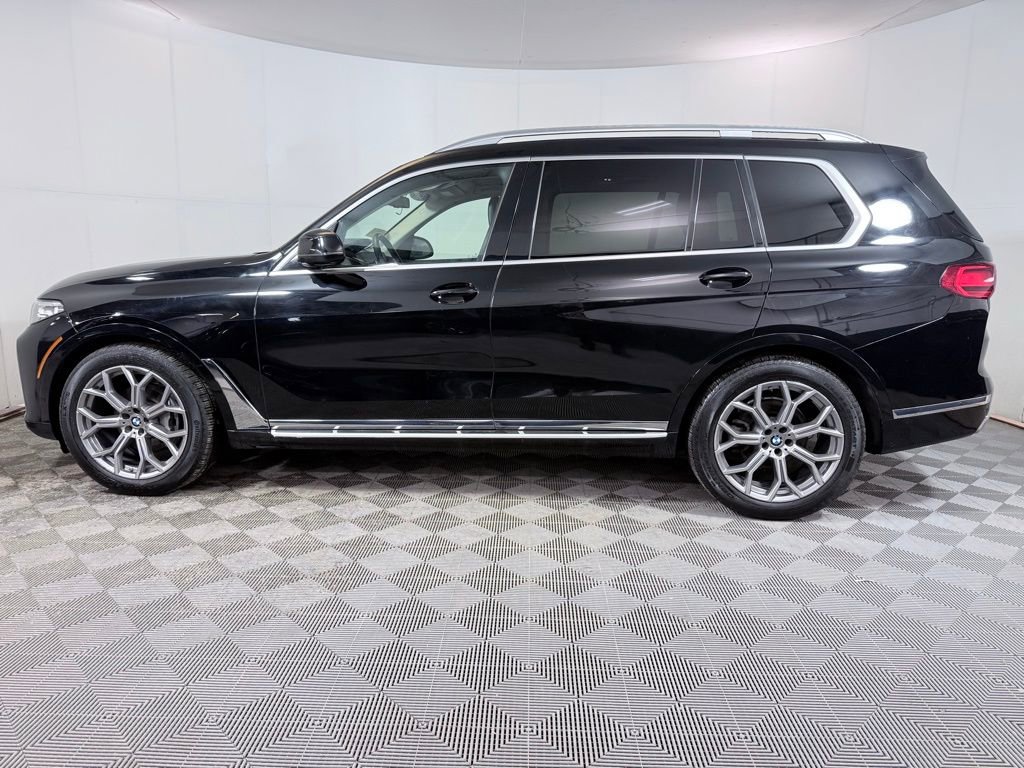 Used 2020 BMW X7 xDrive40i w/ Luxury Seating Package image 3