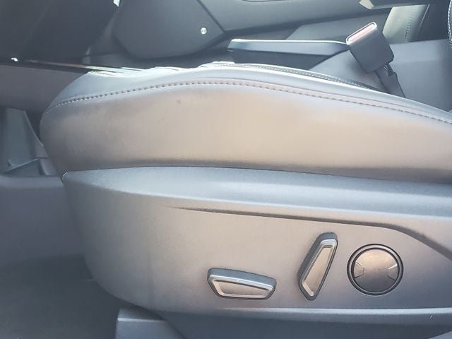 Used 2025 Ford Mustang Mach-E Premium AWD/4WD image 6