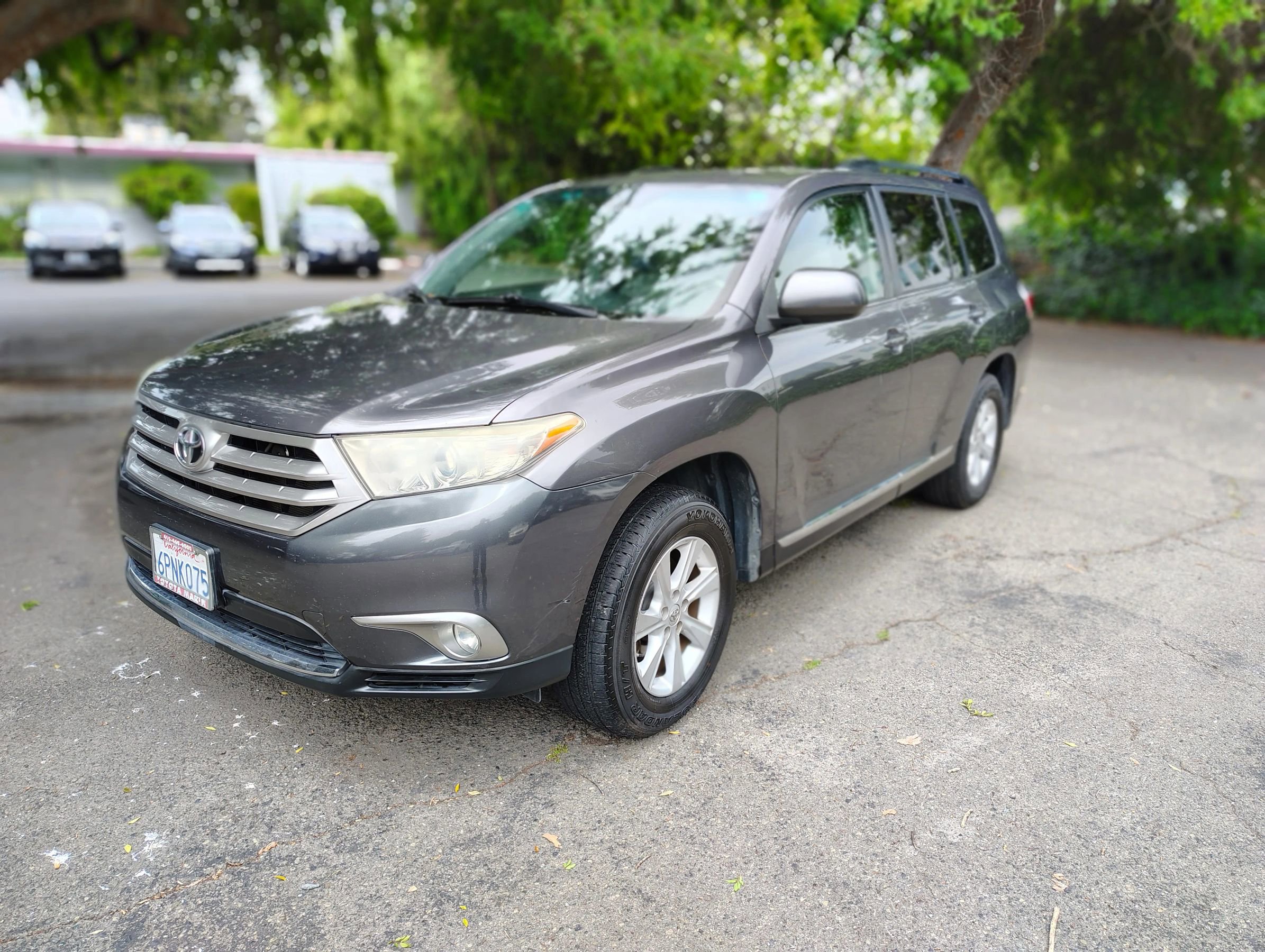 Used 2011 Toyota Highlander SE w/ Tow Pkg