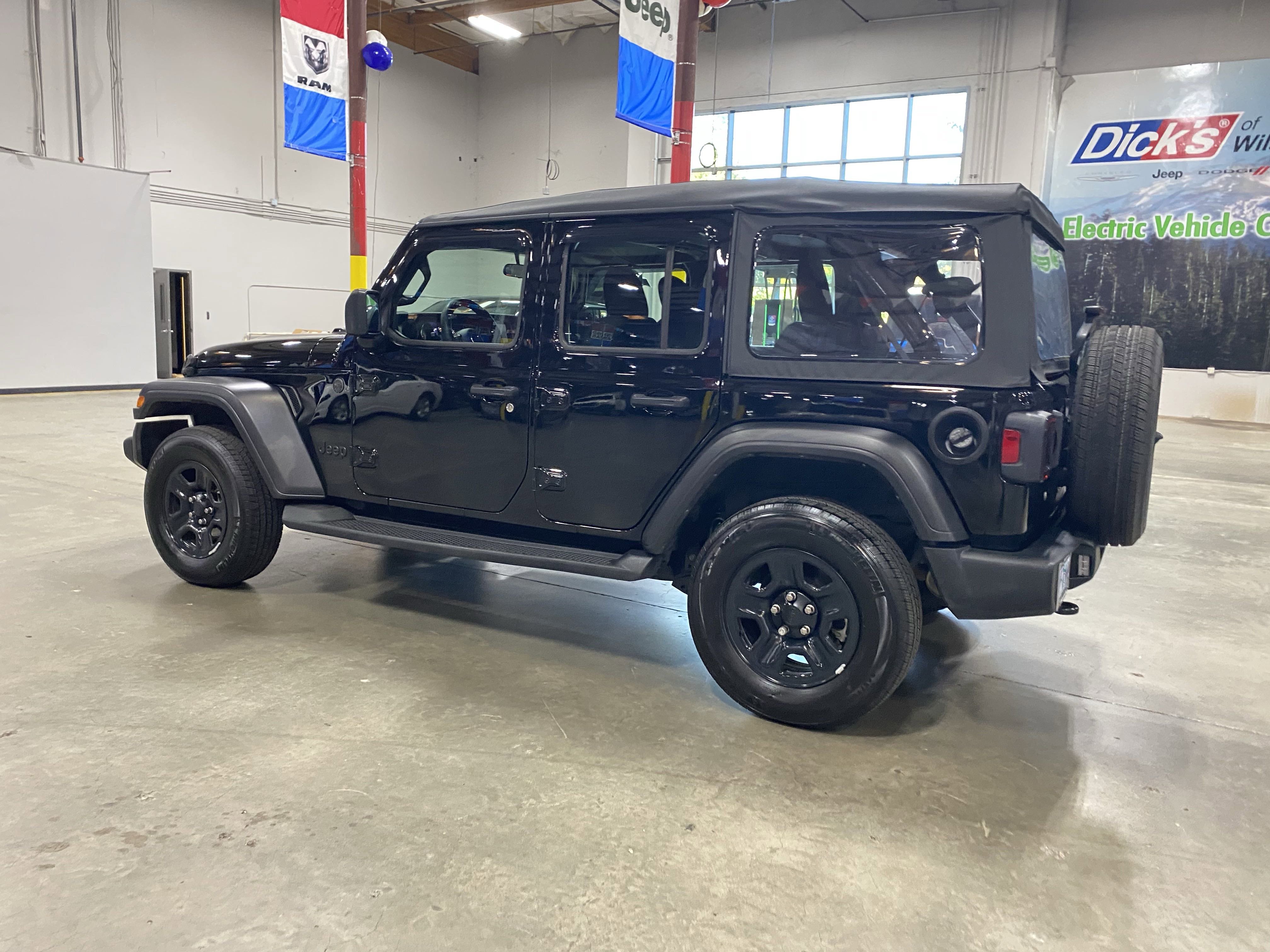 Certified 2022 Jeep Wrangler Unlimited Sport image 3