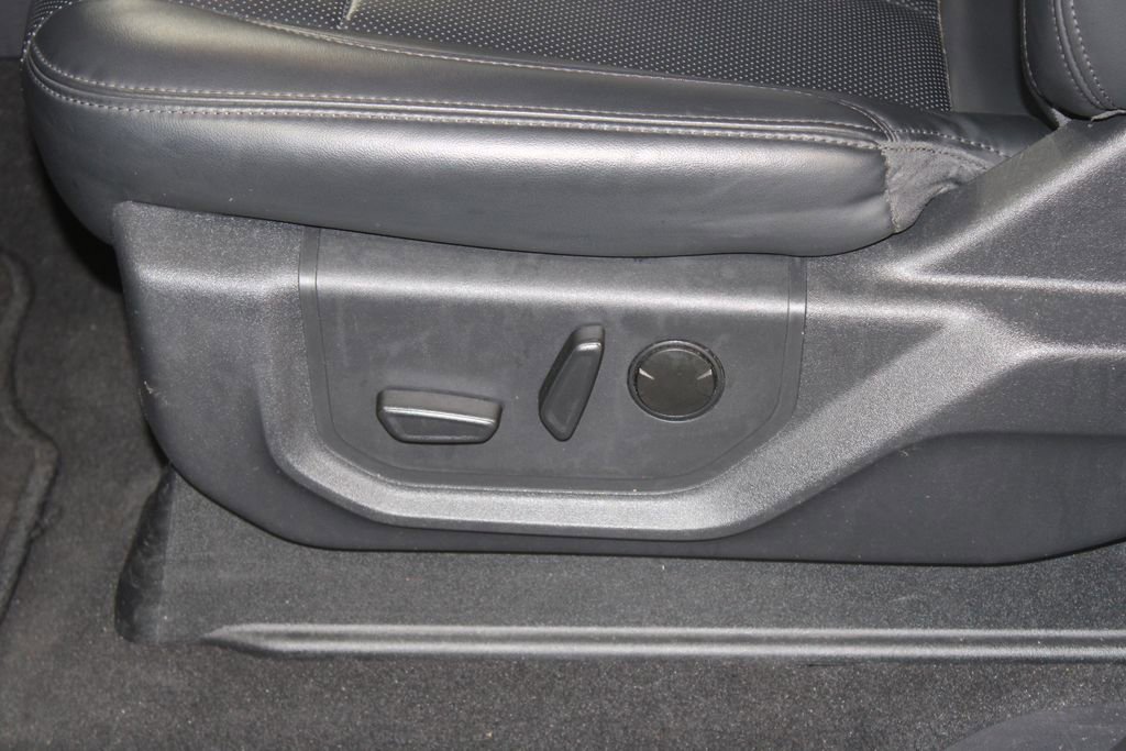 Used 2024 Ford Expedition Max XLT image 23