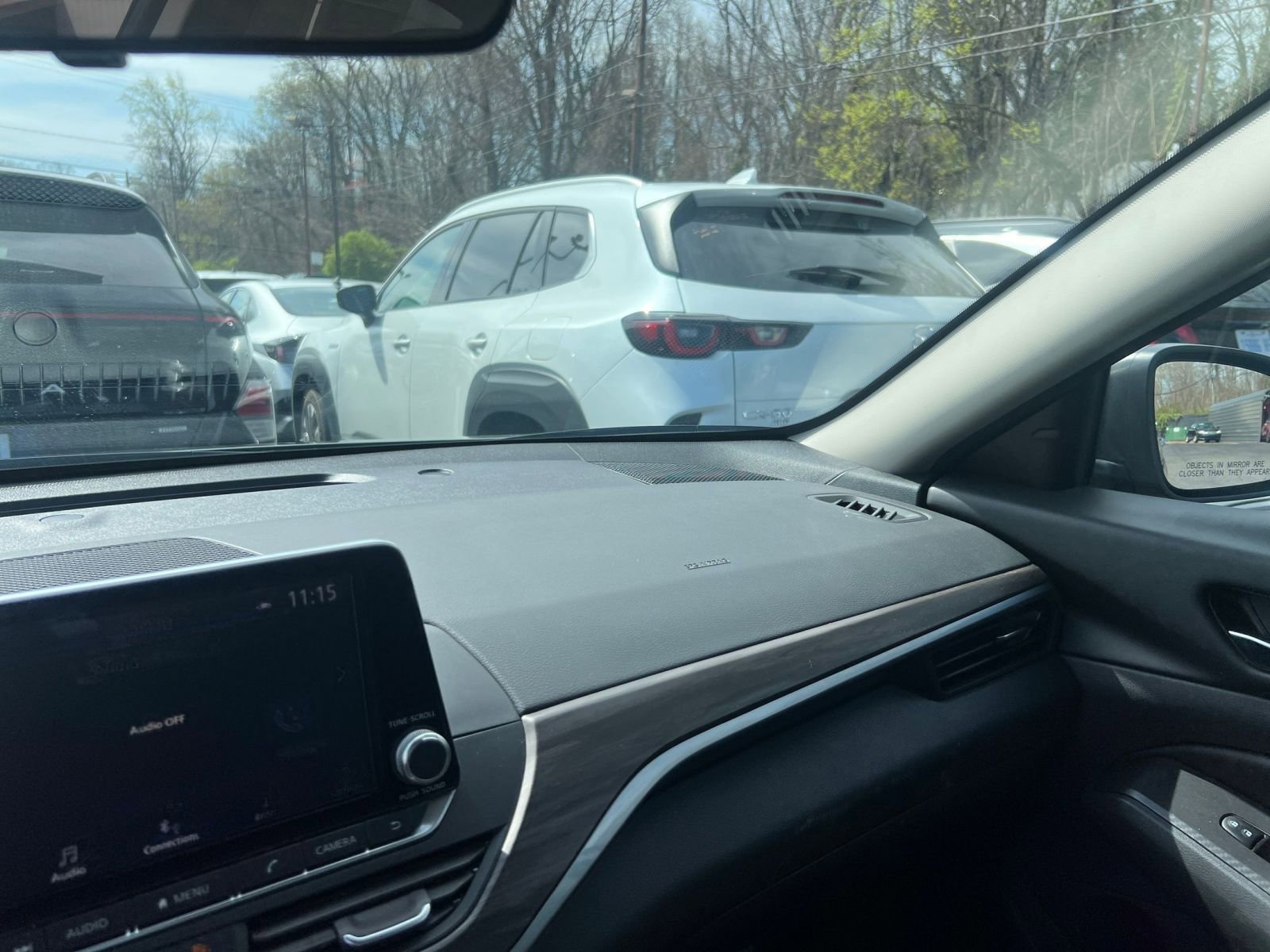 Used 2025 Nissan Altima 2.5 SV image 30