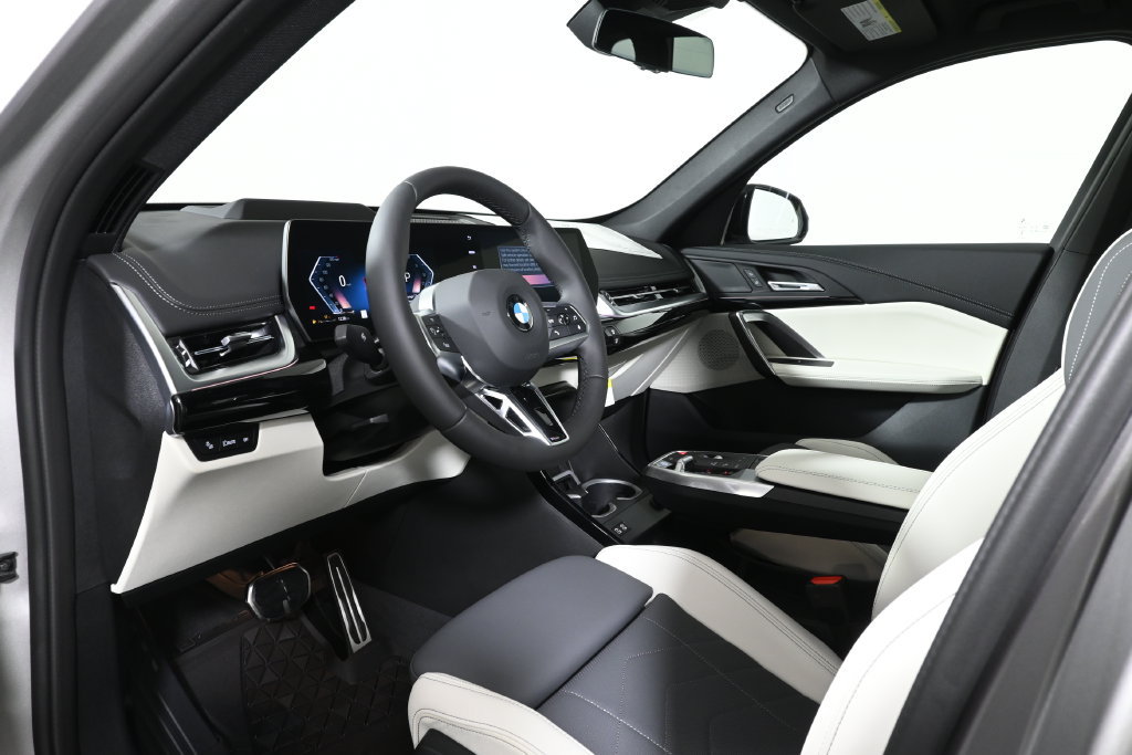 New 2027 BMW X1 xDrive28i AWD/4WD image 15