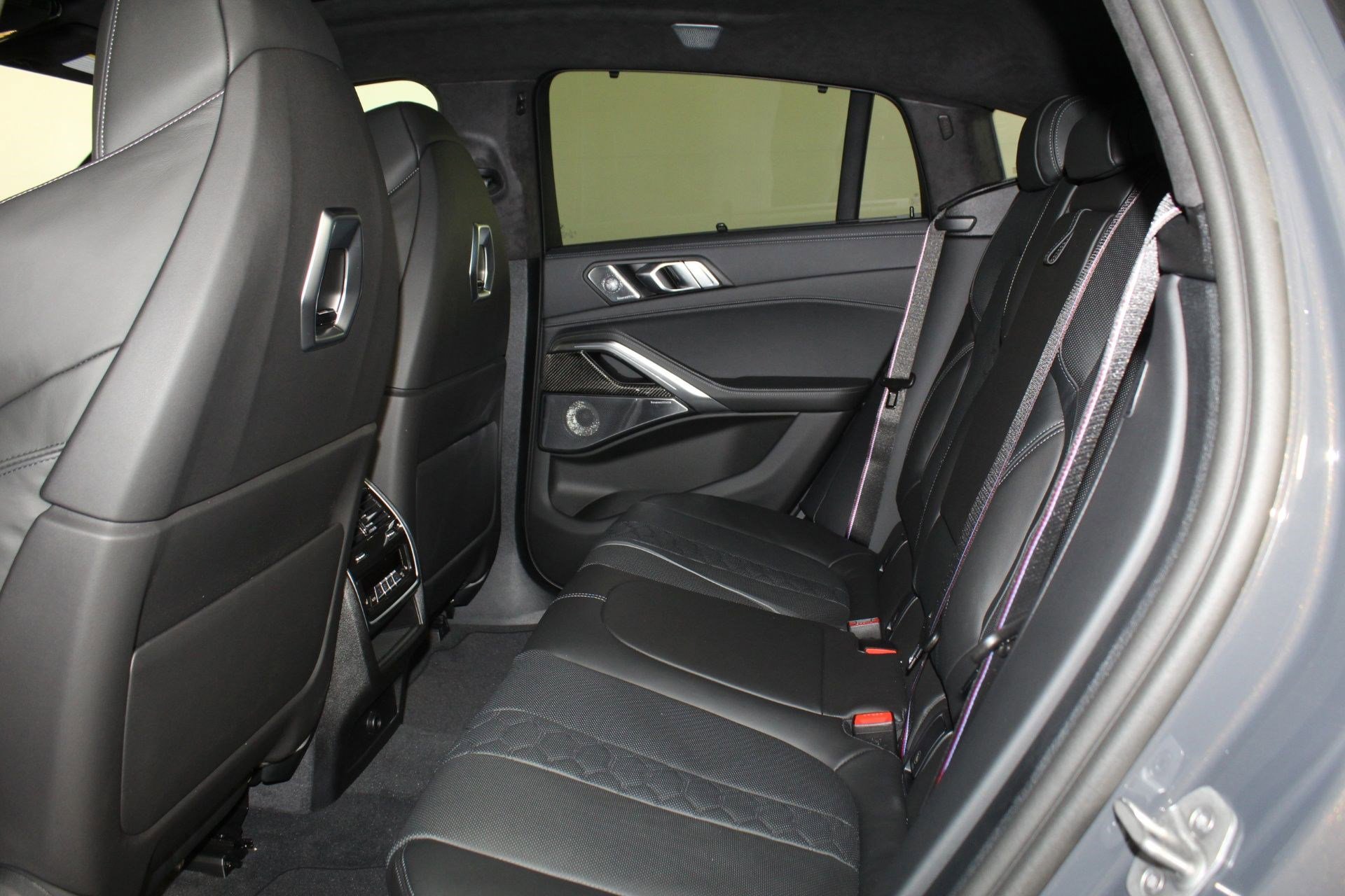 New 2026 BMW X6 M Competition w/ Executive Package image 26