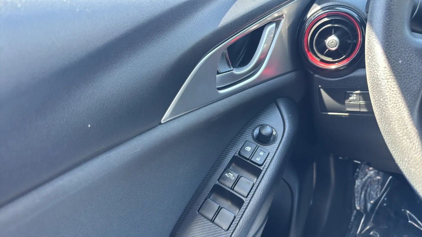 Used 2018 MAZDA CX-3 Sport FWD image 16