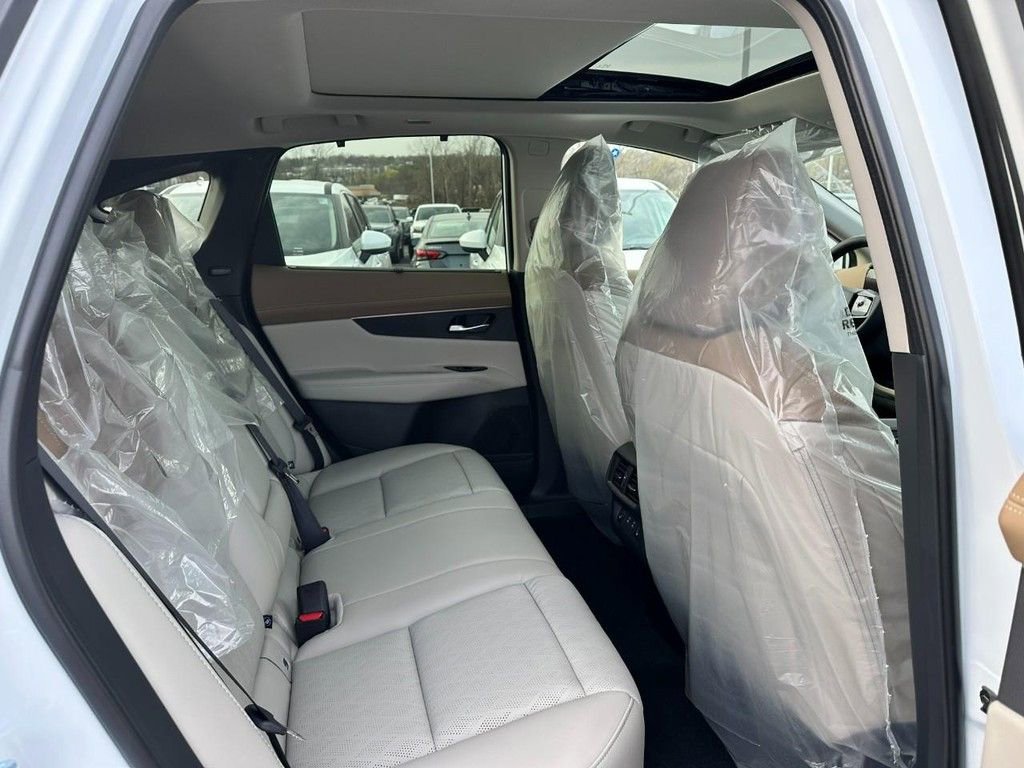 New 2026 Nissan Murano Platinum image 4