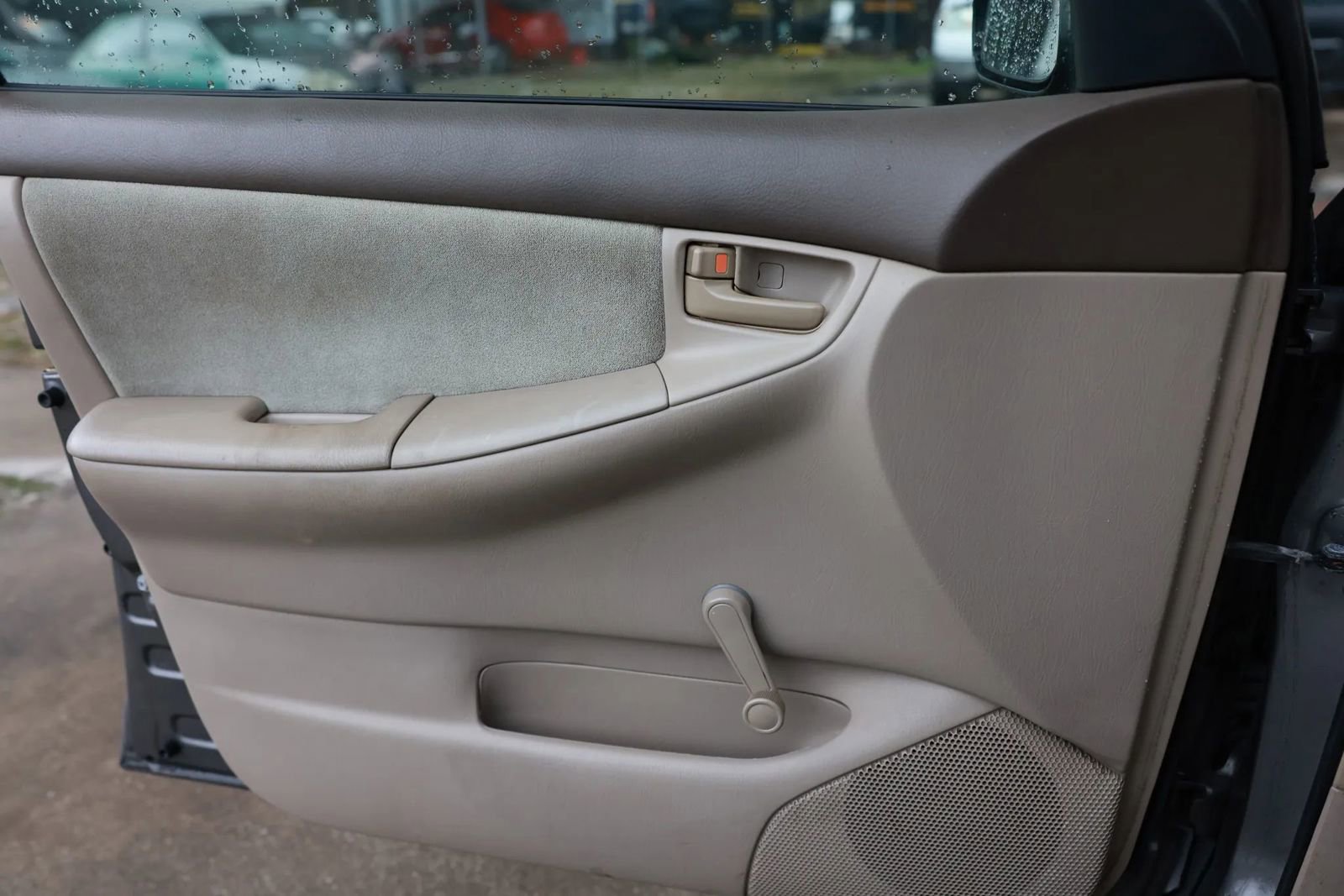 Used 2005 Toyota Corolla S FWD image 39