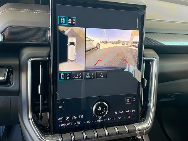 New 2026 GMC Yukon XL Elevation w/ Elevation Premium Package AWD/4WD image 9