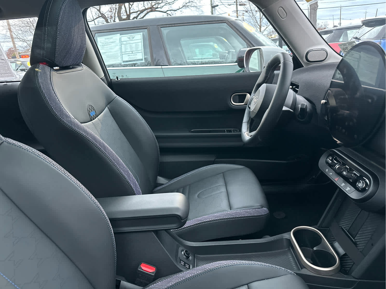 Certified 2025 MINI Cooper S image 3