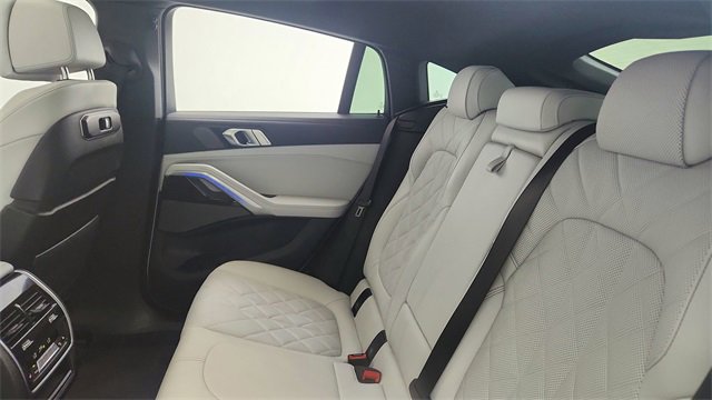 Used 2025 BMW X6 xDrive40i image 30