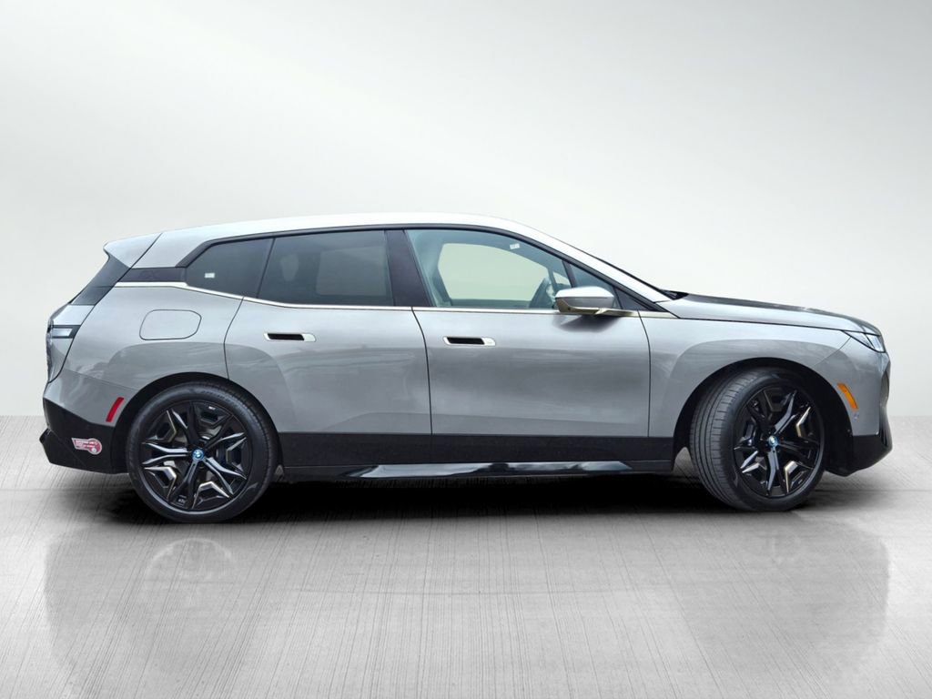 Used 2024 BMW iX M60 image 3