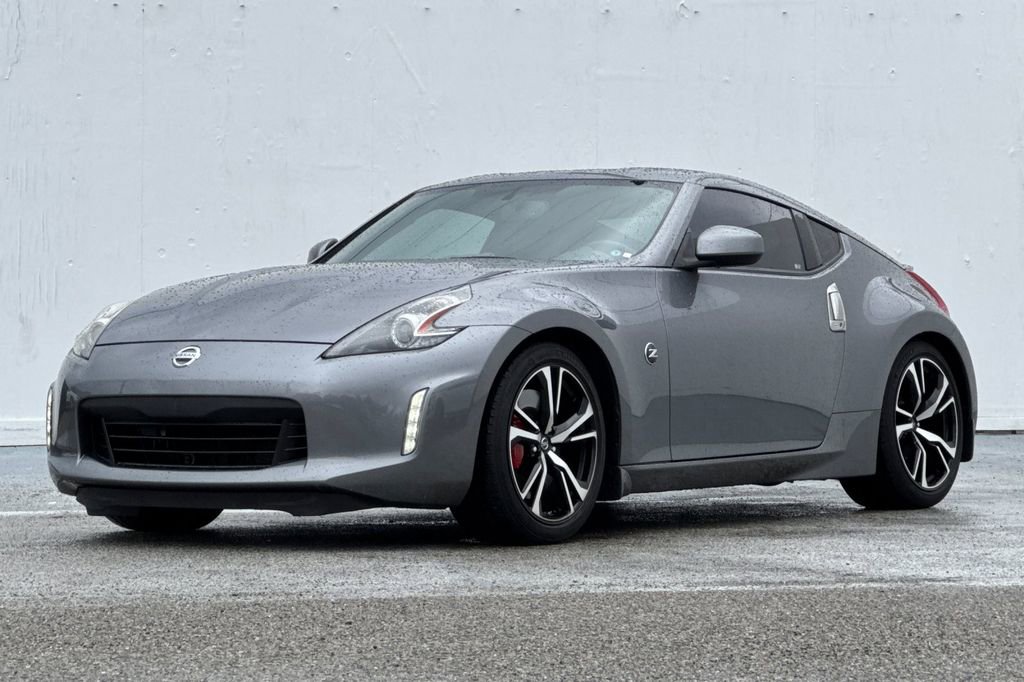 Used 2020 Nissan 370Z Touring Sport image 7