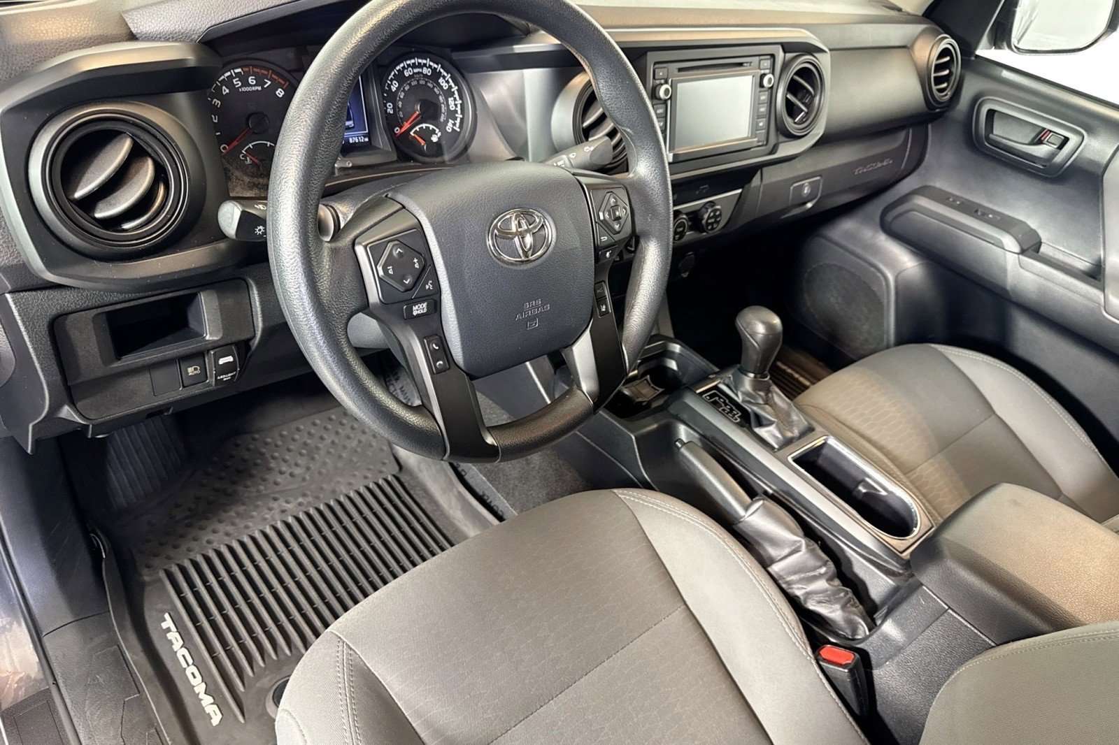 Used 2019 Toyota Tacoma SR w/ SX Package RWD image 9