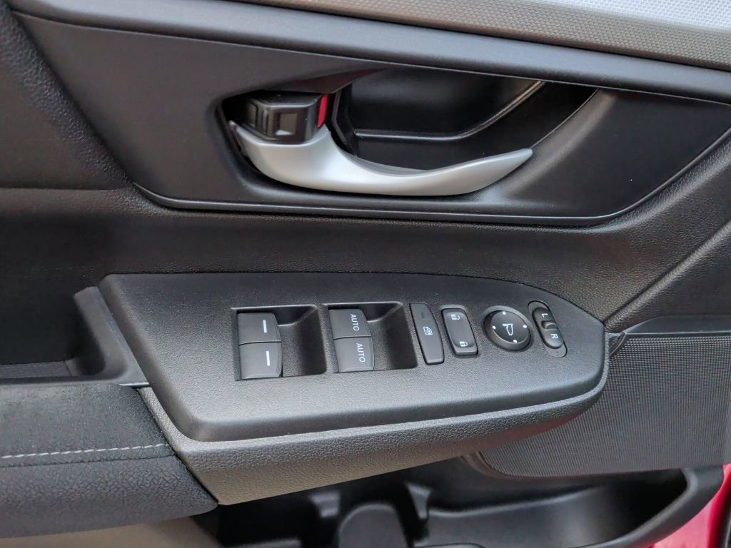 Used 2022 Honda CR-V Special Edition image 13