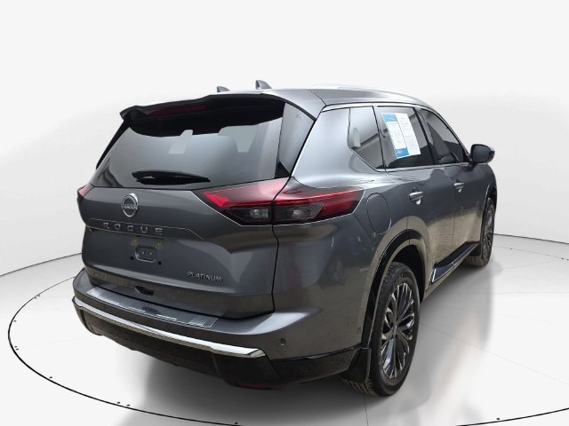 Used 2025 Nissan Rogue Platinum w/ Tech Package FWD image 6
