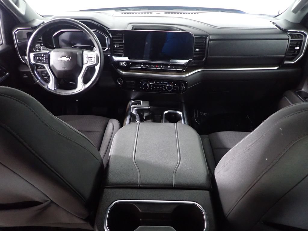 Used 2024 Chevrolet Silverado 1500 LT w/ Convenience Package II AWD/4WD image 30