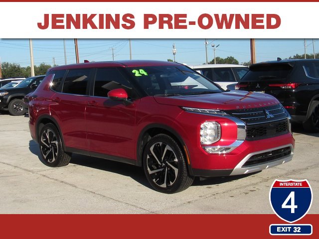 Used 2024 Mitsubishi Outlander SE