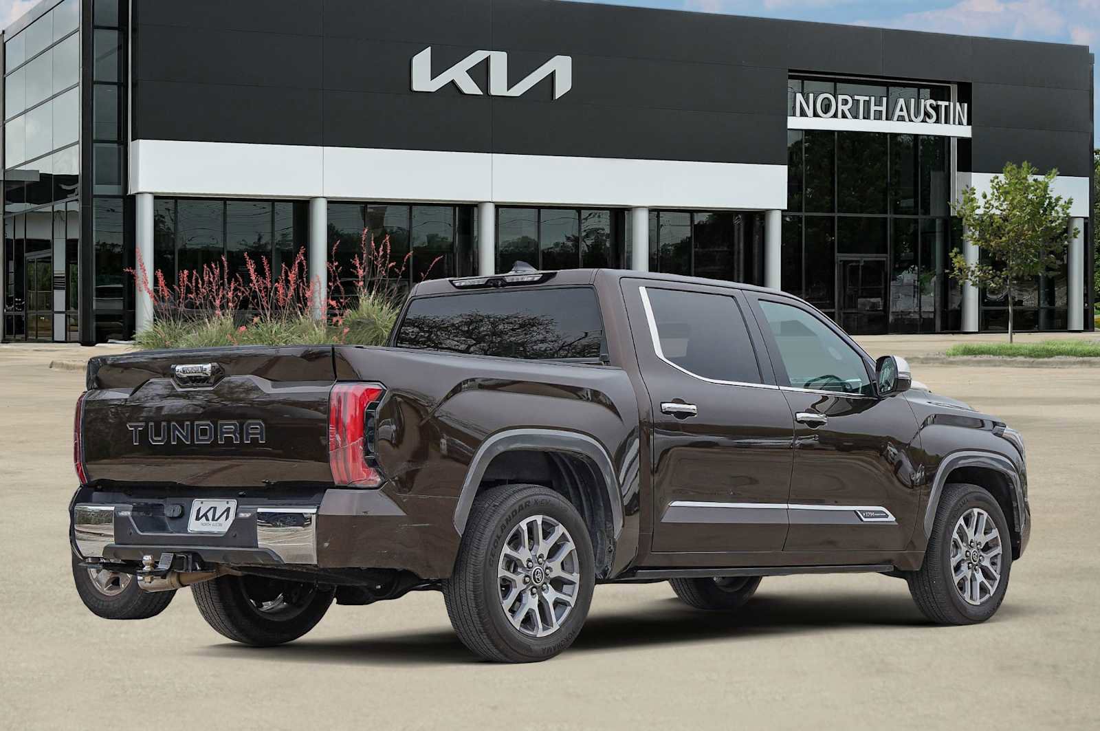 Used 2023 Toyota Tundra 1794 Edition image 6