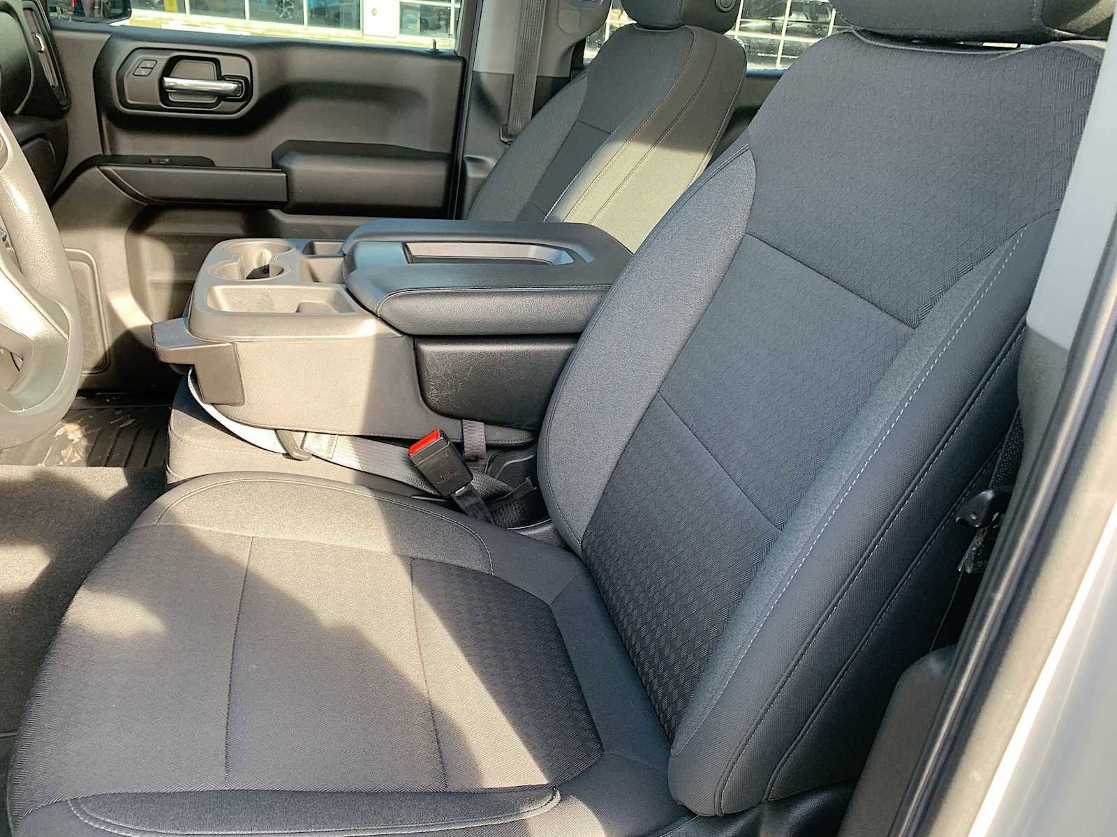 Certified 2022 Chevrolet Silverado 1500 Custom w/ LPO, Dark Essentials Package image 17