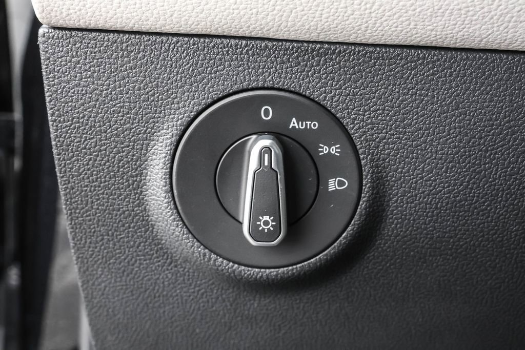 New 2026 Volkswagen Taos S image 22