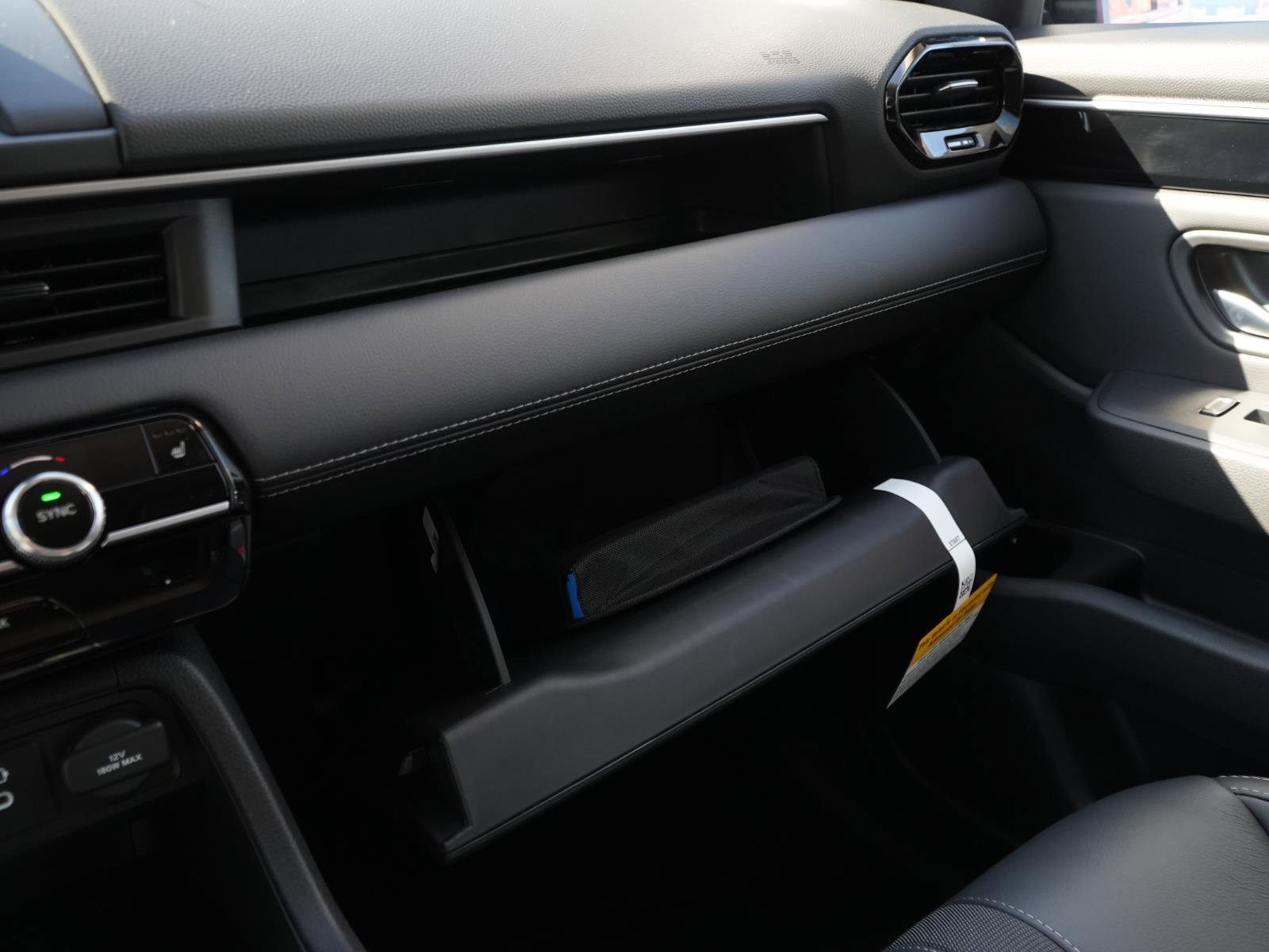 New 2025 Honda Pilot Touring image 28