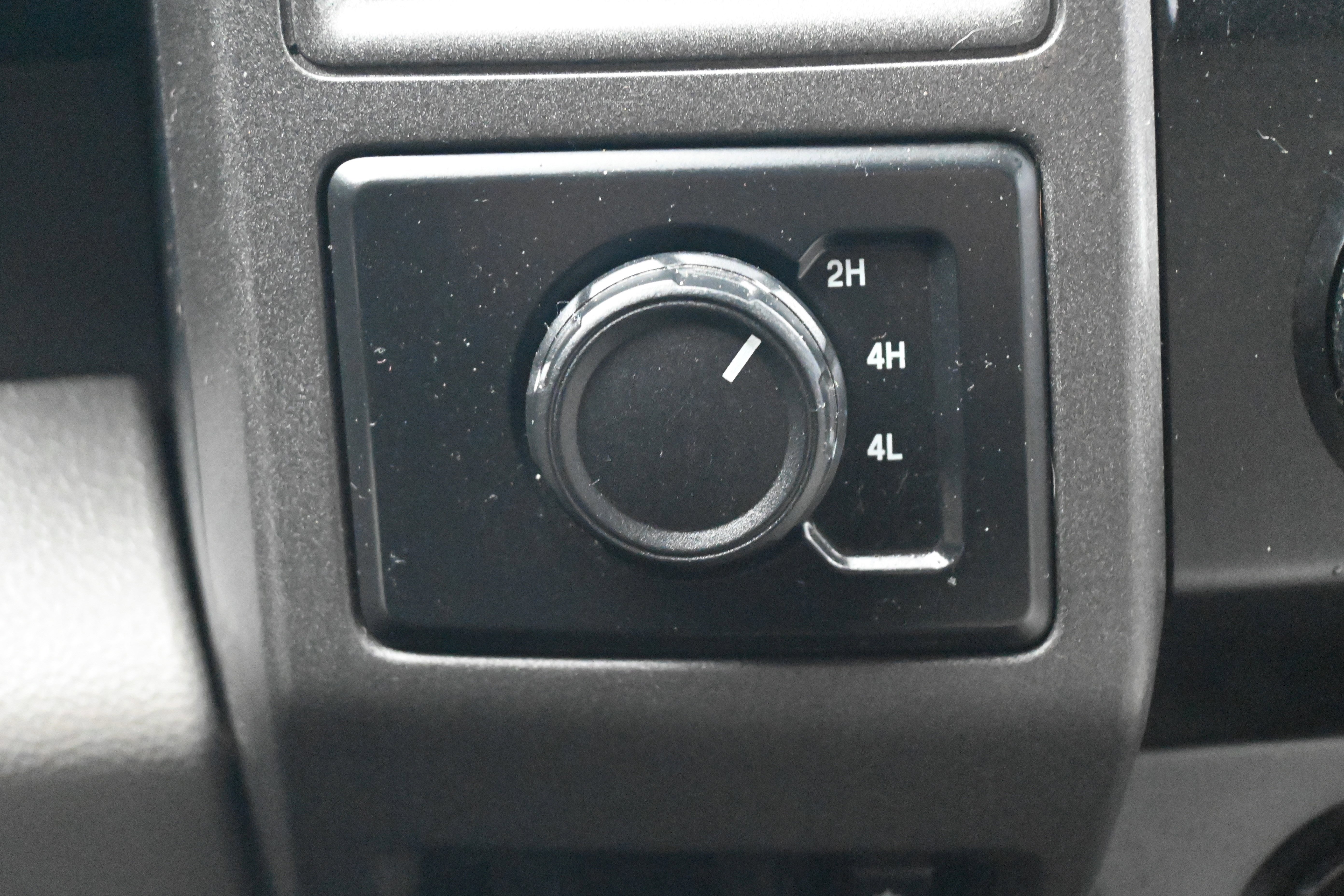 Used 2019 Ford F350 XL w/ Power Equipment Group image 28