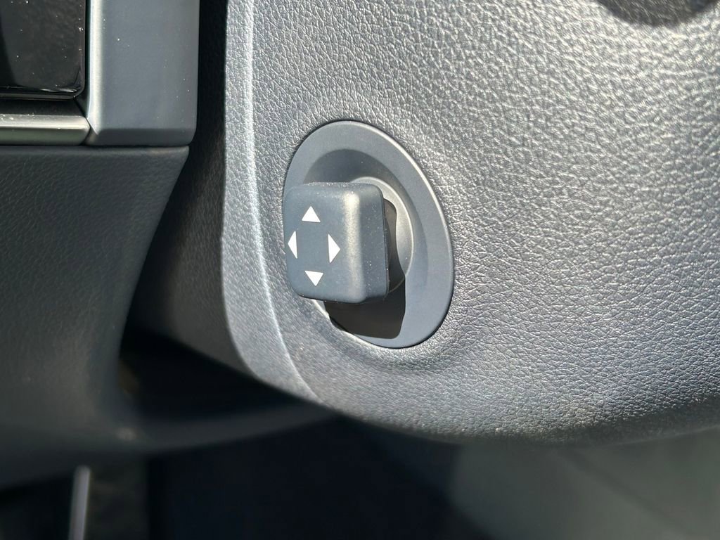 Used 2022 Genesis GV70 3.5T Sport w/ Sport Prestige Package image 33