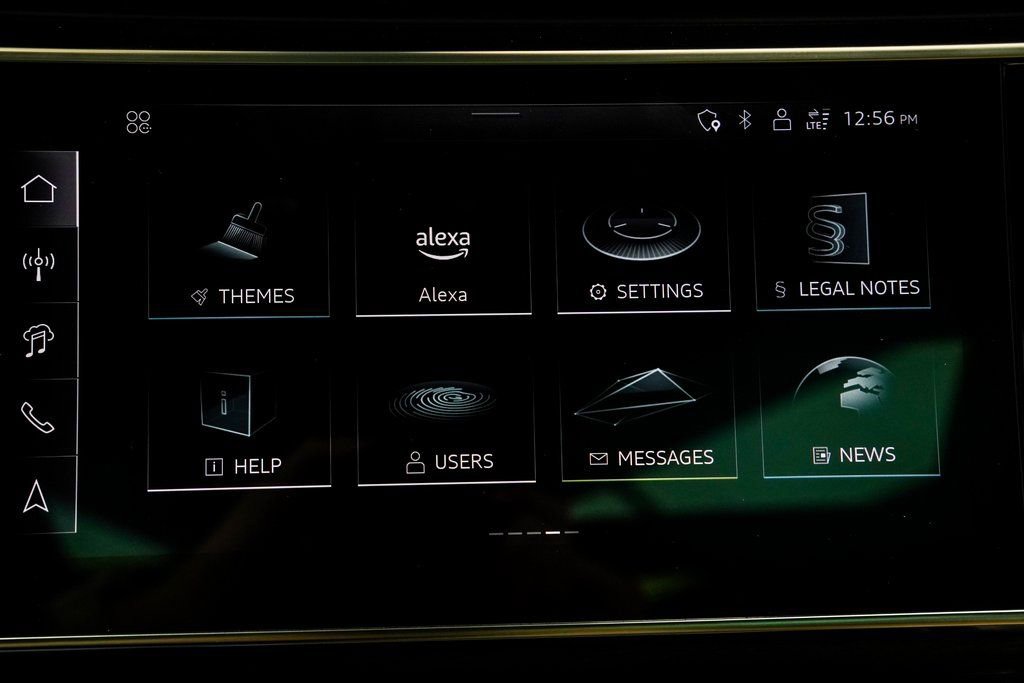 Used 2024 Audi Q8 Prestige w/ Prestige Package image 26