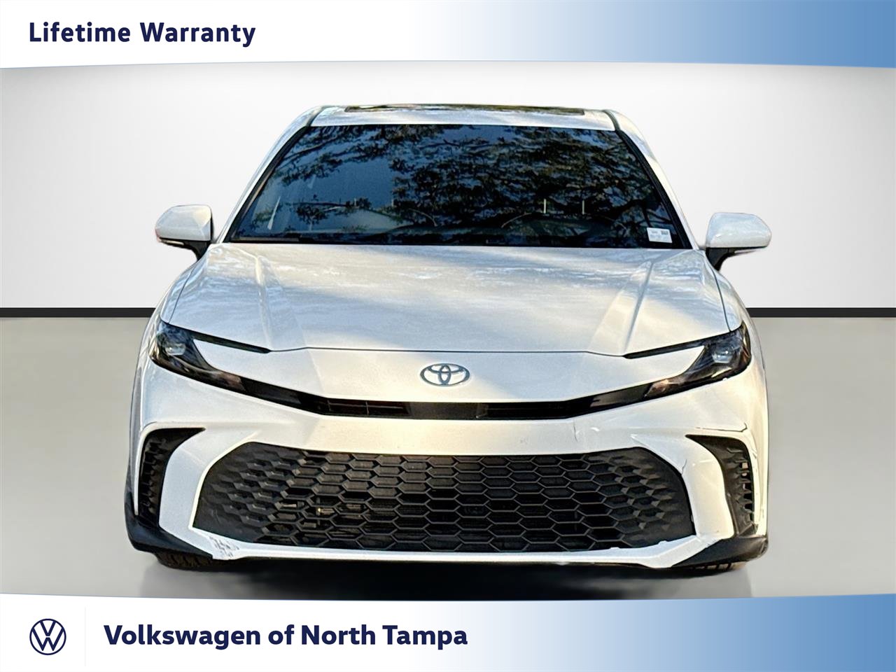 Used 2025 Toyota Camry SE w/ Multimedia Upgrade Package image 1