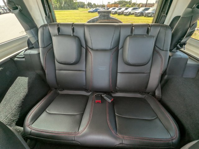 Used 2019 Jeep Wrangler Rubicon AWD/4WD image 28