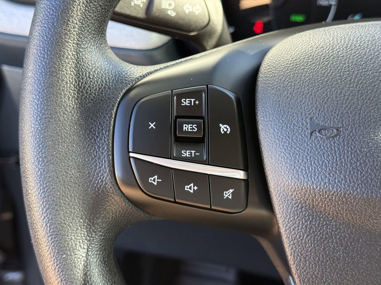 Certified 2024 Ford Maverick XLT image 25