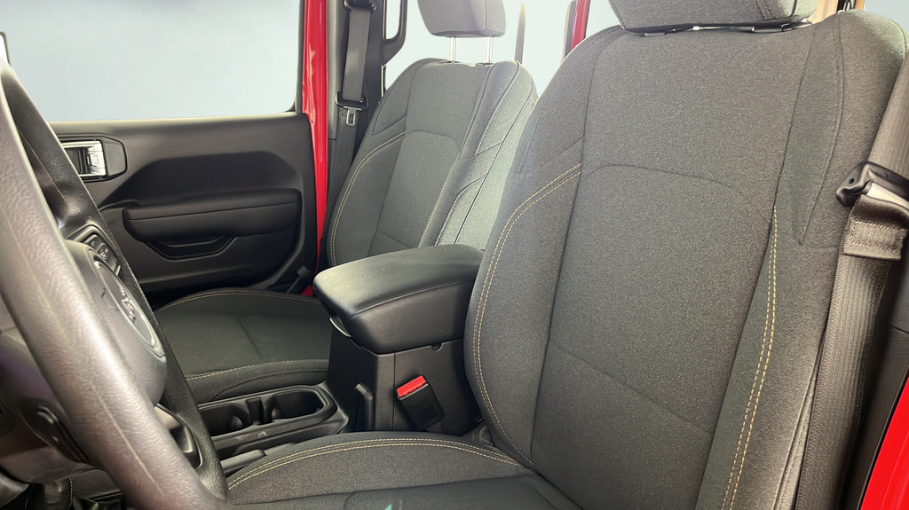 Used 2024 Jeep Wrangler Unlimited Sport AWD/4WD image 35