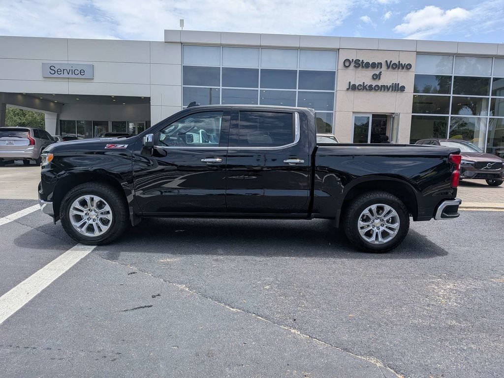 Used 2025 Chevrolet Silverado 1500 LTZ w/ Technology Package AWD/4WD image 2