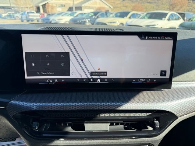 Used 2025 BMW 330i xDrive Sedan AWD/4WD image 22