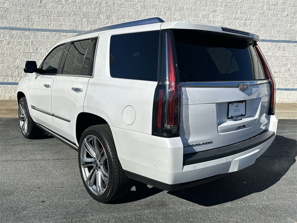 Used 2020 Cadillac Escalade Premium Luxury image 5