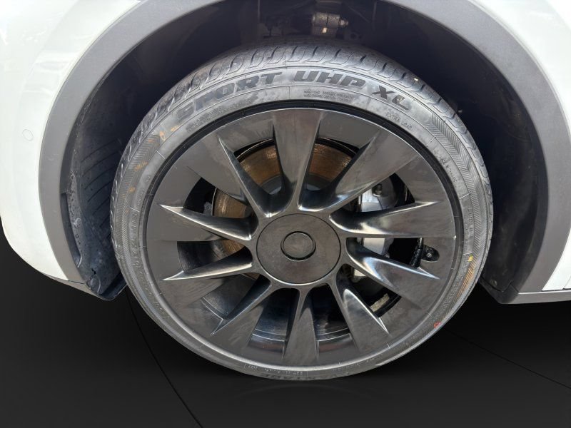 Used 2020 Tesla Model Y Long Range AWD/4WD image 21