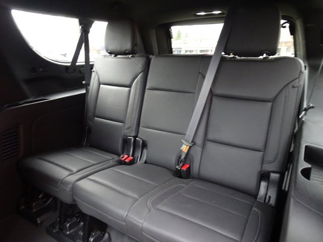 Used 2023 Chevrolet Suburban Z71 w/ Max Trailering Package image 18