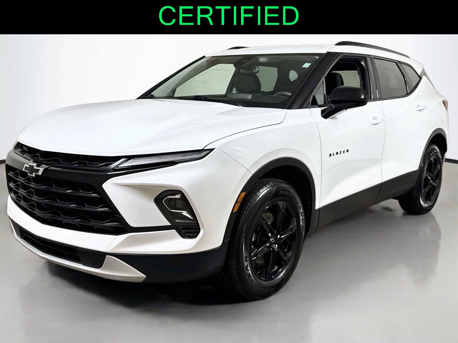 Certified 2024 Chevrolet Blazer LT w/ Convenience Package FWD image 1